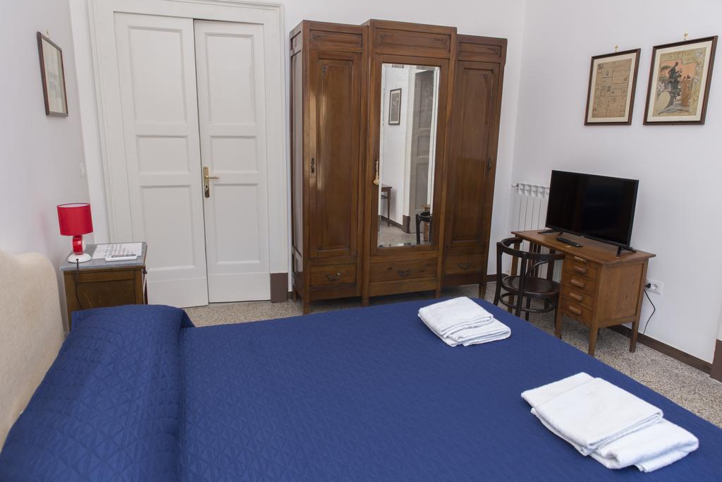 Hotel Casa Alcala Deluxe Catania Habitación foto
